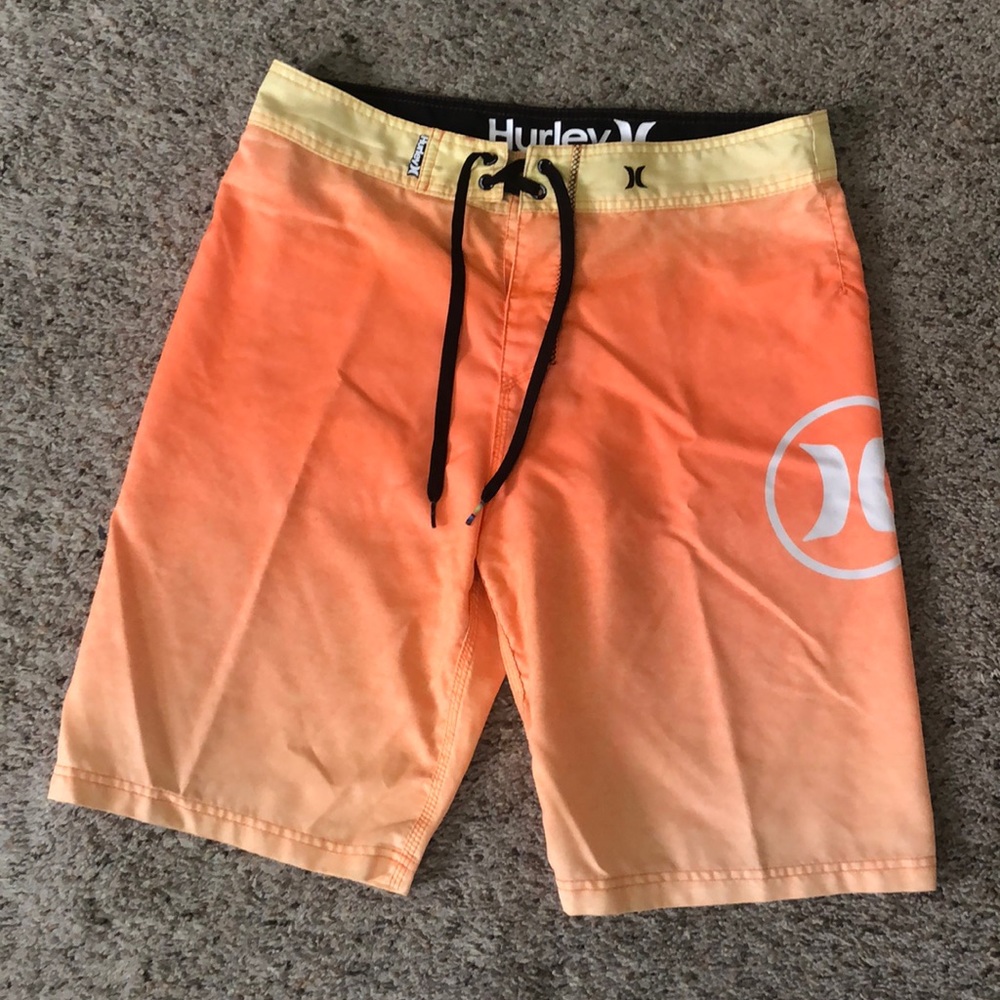 Men’s The Buckle Hurley 32x10 Board shorts